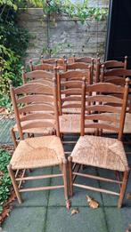 10 stuks houten stoelen met biezen zitting, Antiek en Kunst, Antiek | Meubels | Stoelen en Banken, Ophalen