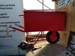 Rode kruiwagen met gereedschapskist, Ophalen, Gevuld, Gebruikt