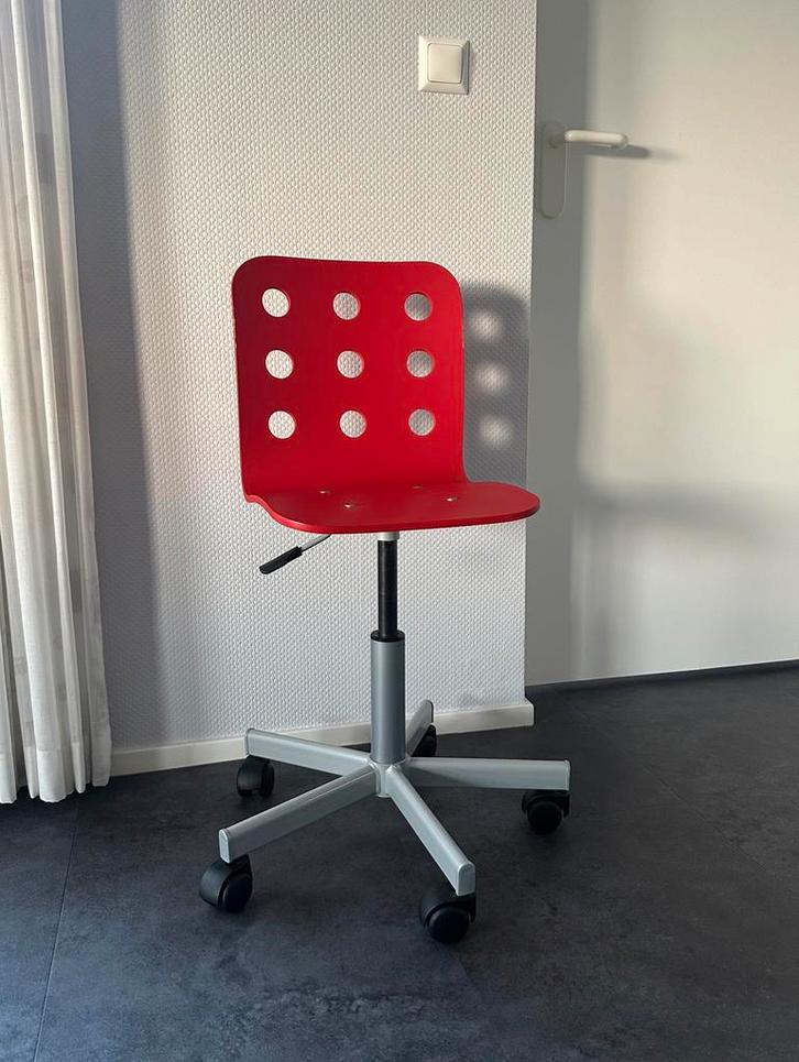 (Kinder)Bureaustoel Ikea Jules rood, Huis en Inrichting, Bureaustoelen, Gebruikt, Bureaustoel, Rood, Ophalen of Verzenden