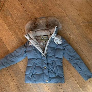 Goldbergh Ski-jack Maat 36 met afneembare bontrand beschikbaar voor biedingen