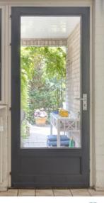 Gratis buitendeur + raam, Doe-het-zelf en Verbouw, Gebruikt, Deurkozijn, 150 tot 225 cm, Hout