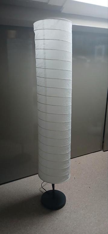 IKEA Holmö staande grote  lamp beschikbaar voor biedingen