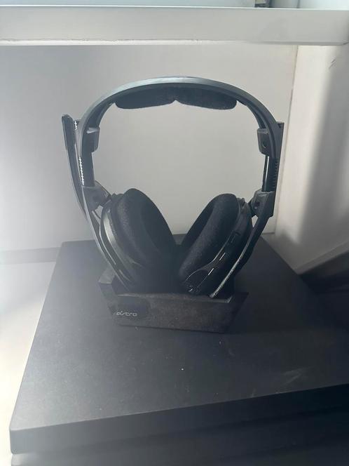 Astro A50 Wireless Gaming Headset + Dock Station PS4 & PC, Computers en Software, Headsets, Zo goed als nieuw, Over-ear, Draadloos