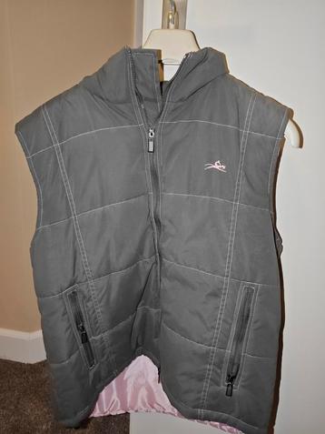 Leuke bodywarmer  beschikbaar voor biedingen