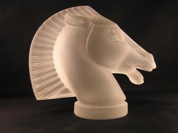 Lalique Car Hood Longchamp mat beschikbaar voor biedingen