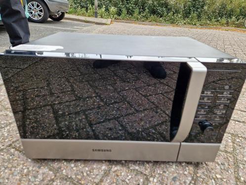 Samsung Combimagnetron - Gebruikt, Witgoed en Apparatuur, Magnetrons, Gebruikt, Vrijstaand, Combimagnetron, 45 tot 60 cm, Grill