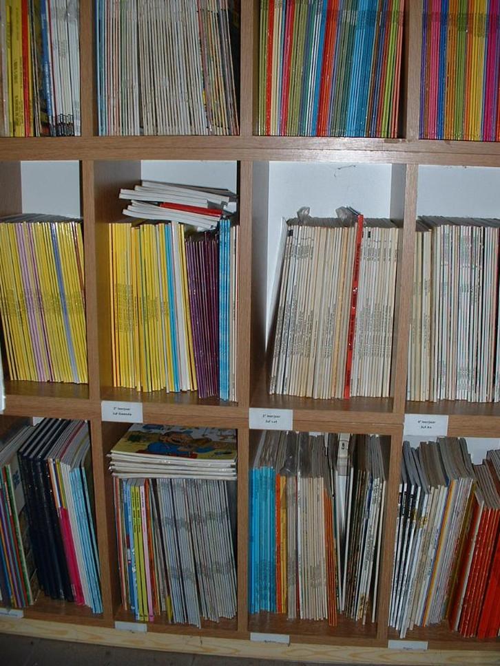 bent u op zoek naar strips ??? hier ruime keuze, Boeken, Stripboeken, Meerdere stripboeken, Ophalen of Verzenden