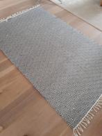 geweven vloerkleed, Ophalen, 100 tot 150 cm, Zo goed als nieuw, Wit