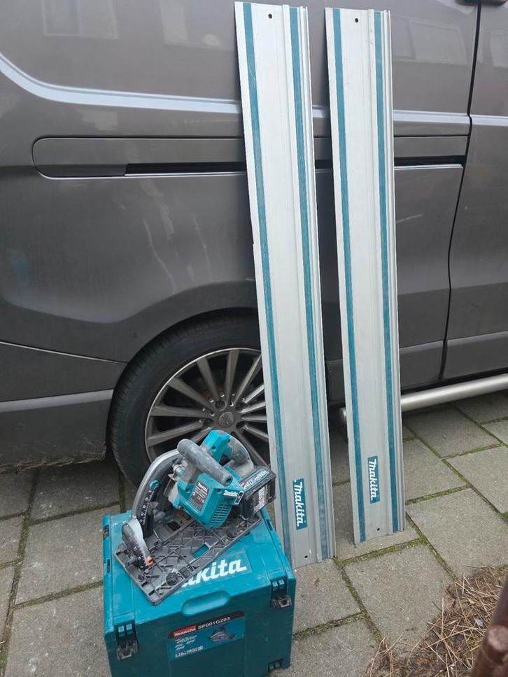 Makita 40 v accu invalzaag. SP001G, Doe-het-zelf en Verbouw, Metalen, Ophalen of Verzenden