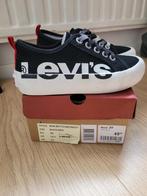Levi's maat 30 schoenen zwart wit jongen meisje, Gebruikt, Jongen of Meisje, Schoenen, Ophalen of Verzenden