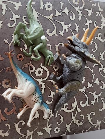 Set van 3 dinosaurussen met geluid of bewegend nieuwstaat beschikbaar voor biedingen