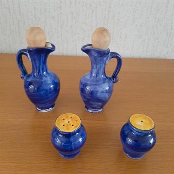 Mooie Azijn & Olie Set + Peper & Zout beschikbaar voor biedingen