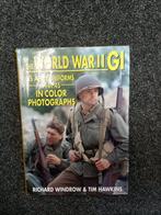 Boek GI ww2 uniforms, Verzamelen, Militaria | Tweede Wereldoorlog, Verzenden, Landmacht, Overige gebieden, Boek of Tijdschrift