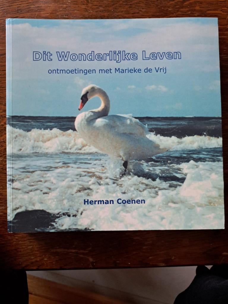 Dit wonderlijke leven - ontmoetingen met Marieke de Vrij, Ophalen of Verzenden, Zo goed als nieuw, Herman Coenen