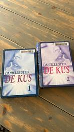 Danielle Steel De Kus grootletterboeken, Gelezen, Ophalen of Verzenden, Nederland