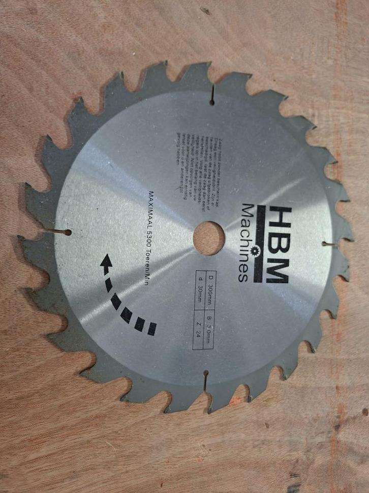 zaagbladen voor cirkelzaag, Doe-het-zelf en Verbouw, Gereedschap | Zaagmachines, Zo goed als nieuw, Cirkelzaag, 1200 watt of meer