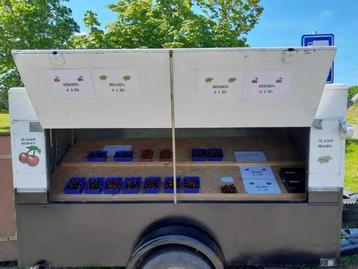 Verkoop kraam beschikbaar voor biedingen