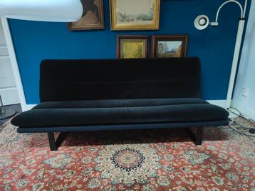 Artifort Kho Liang Le Black Velvet design sofa bank 3-zitter beschikbaar voor biedingen