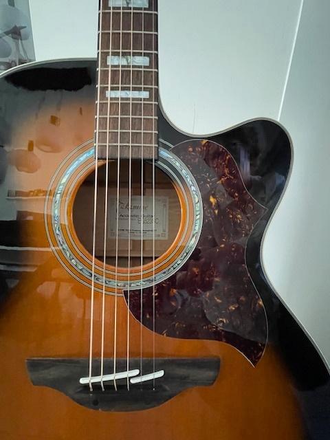 Takamine  EG523SC akoestische gitaar, Muziek en Instrumenten, Snaarinstrumenten | Gitaren | Akoestisch, Zo goed als nieuw, Overige typen