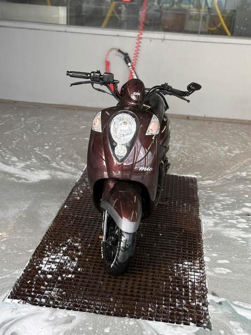 Mio 100, Fietsen en Brommers, Scooters | SYM, Gebruikt, Mio, Maximaal 45 km/u, Benzine, Ophalen