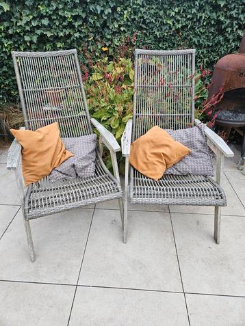 2 exotan tuinstoelen. beschikbaar voor biedingen