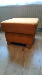 Mooie stoffen poef met opbergruimte, Huis en Inrichting, Banken | Voetenbanken en Poefen, Ophalen, Vierkant, Minder dan 50 cm