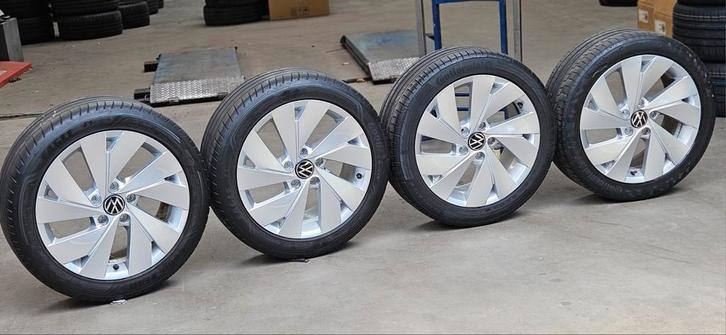 Nette 17 inch Originele Volkswagen GOLF GTI GTE GTD Belmond, Auto-onderdelen, Banden en Velgen, Banden en Velgen, Zomerbanden