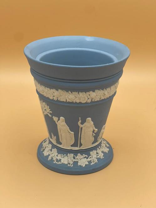 Wedgwood Jasperware vaasje van 12,5cm hoog, Antiek en Kunst, Antiek | Vazen, Ophalen of Verzenden
