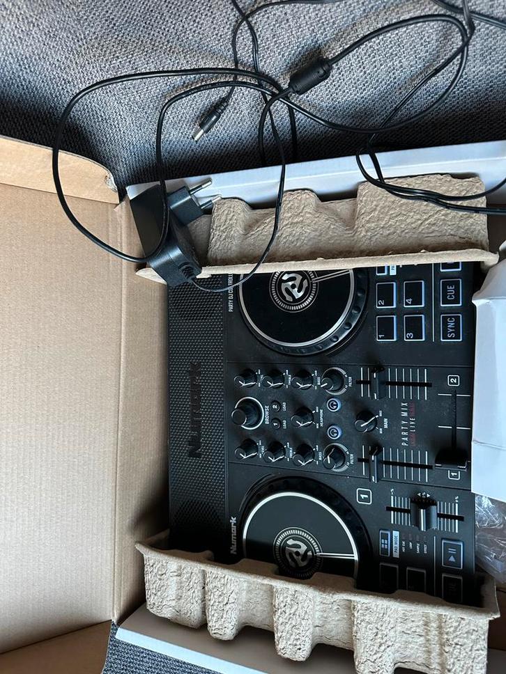 Numark Party Mix Live DJ Set - Zo Goed Als Nieuw, Muziek en Instrumenten, Dj-sets en Draaitafels, Zo goed als nieuw, Dj-set, Numark