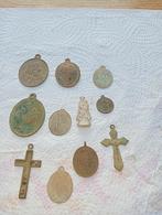 Bodemvondsten Betuwe: Heiligen, Kruizen, Scapulieren, Antiek en Kunst, Ophalen of Verzenden