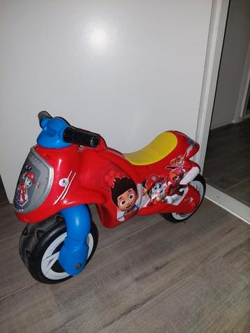 Paw Patrol Loopmotor  beschikbaar voor biedingen