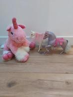 Groote eenhoorn knuffel + 2 barbie paarden, Ophalen of Verzenden, Gebruikt, Barbie