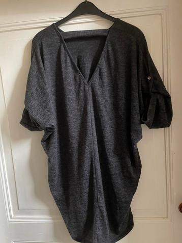 Jurk/Shirt - Lang model - Maat XL beschikbaar voor biedingen