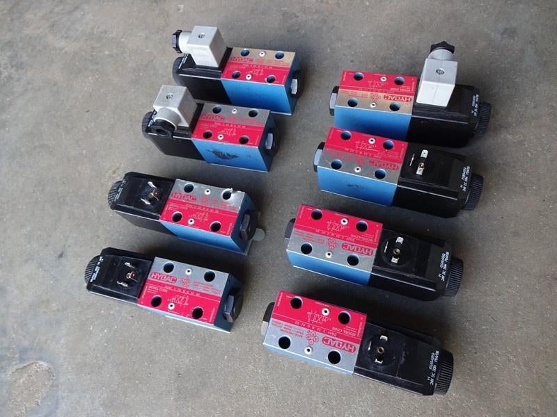 4/2 stuurventiel hydrauliek 24 volt, nieuw, Doe-het-zelf en Verbouw, Gereedschap | Machine-onderdelen en Toebehoren, Nieuw, Ophalen