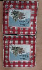 2 Kerst Sierkussens - Plaid met Kerstafbeelding, Ophalen of Verzenden, Zo goed als nieuw, Rood, Rechthoekig