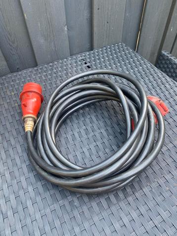 Te koop 8 meter krachtkabel verlengkabel 16a 50 euro beschikbaar voor biedingen