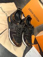 Louis vuitton sneakers maat 38 valt als 39 ORIGINEEL doos, Zwart, Louis Vuitton, Ophalen of Verzenden, Sneakers of Gympen