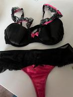 Setje Hunkemöller private collection BH (75D) + sting (S), Kleding | Dames, Ondergoed en Lingerie, Hunkemöller, Ophalen of Verzenden