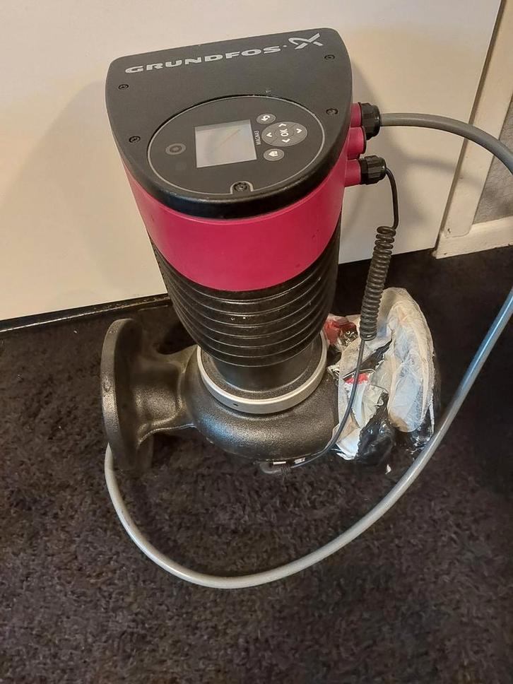 Grundfos MAGNA3 65-80 F 340 Circulatiepomp - Nieuwstaat, Tuin en Terras, Waterpompen, Ophalen of Verzenden