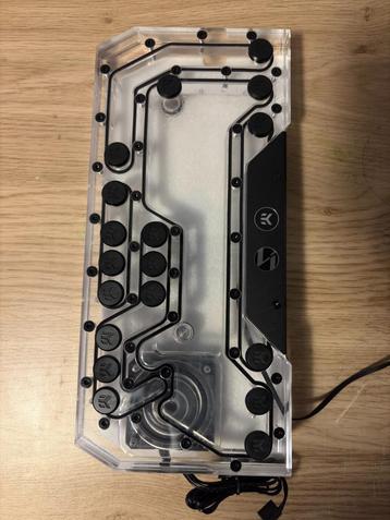 EK-Mana G2 PC-O11D EVO DDC D-RGB Distribution Plate beschikbaar voor biedingen