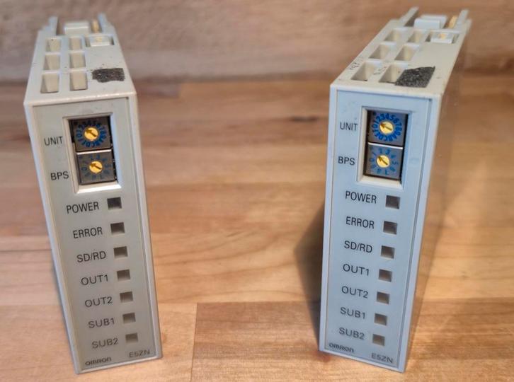 OMRON E5ZN-2TPH03TC-FLK temperature controllers, Doe-het-zelf en Verbouw, Meetapparatuur, Gebruikt, Temperatuur, Ophalen of Verzenden