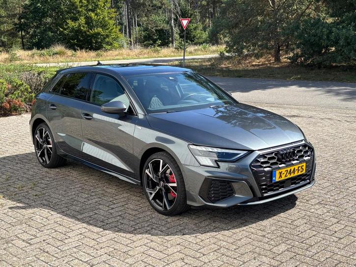 Audi A3 sportback 45 TFSI e S-Line Edition Comp…, Auto's, Audi, Particulier, A3, Hybride Elektrisch/Benzine, Plug-in hybride, Hatchback