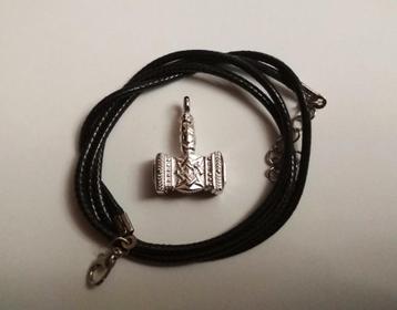 Zilveren hanger: “Thor’s Hammer”  beschikbaar voor biedingen