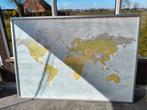 IKEA Björksta grote lijst met wereldkaart, Huis en Inrichting, Ophalen, Metaal of Aluminium, 125 cm of meer, Zo goed als nieuw