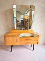Vintage vanity kaptafel met bijpassende nachtkastjes, Ophalen, Gebruikt