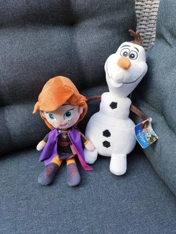 2 knuffels van Frozen - Anna en Olaf Disney beschikbaar voor biedingen