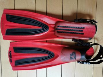 snorkelset,  zwemvliezen beschikbaar voor biedingen