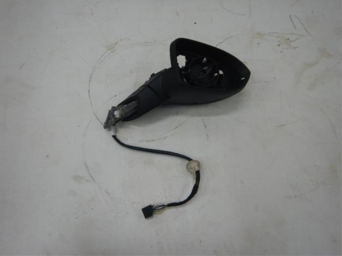 Buitenspiegel rechts Volkswagen Golf (22724808), Auto-onderdelen, Spiegels, Gebruikt, Ophalen