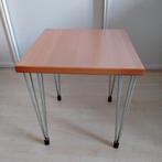 Vintage vierkante bijzettafel Pin Age, Ophalen of Verzenden, Vierkant, Minder dan 55 cm, 45 tot 60 cm