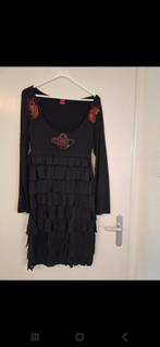 Zwarte jurk Save the Queen - maat L, Kleding | Dames, Jurken, Maat 38/40 (M), Zwart, Zo goed als nieuw, Boven de knie